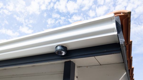Seamless Gutters Installation in Palmetto