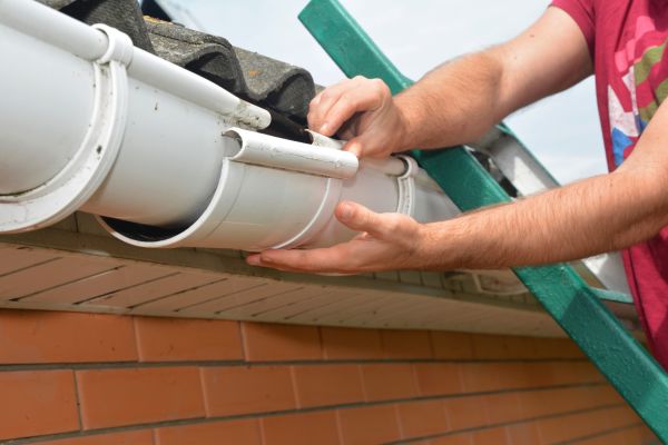 Large Gutter Repair in Palmetto